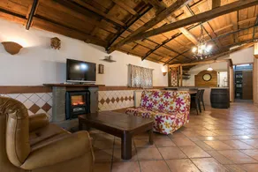 Country Apartments - Image 4