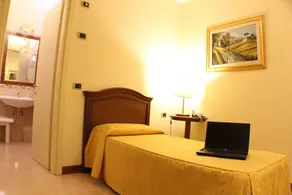 Hotel Certosa - Image 2