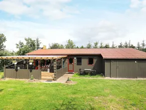 Quaint Holiday Home in Blokhus With Roofed Terrace - Image 5