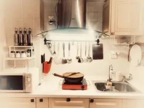 Yolo House - Image 5