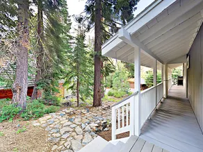 The Love Nest: Tahoe City Home by RedAwning - Image 4