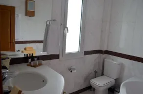 Olive Mansion Suites - Image 4