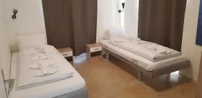 Easy Living Apartments - Image 2