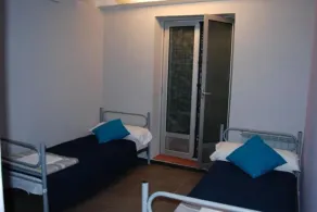 Ideal Youth Hostel - Image 4