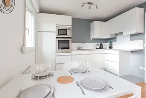 Crystal Apartment - Disneyland and Paris - Image 4