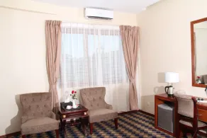 Sky Man Hotel - Image 2