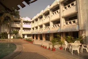 Landmarc Plaza - Image 3
