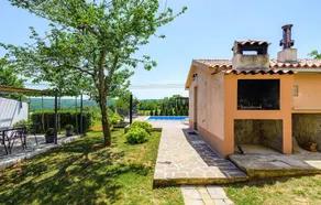Amazing Apartment in Podpican With 2 Bedrooms, Wifi and Outdoor Swimming Pool - Image 2