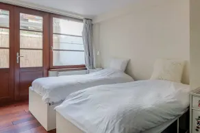 Lorraine Garden residence - Image 4