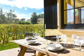 Voll ausgestattete schöne Villa mit Pool, Garten und Terrasse | Meerblick | Neben dem Strand | Ideal für Homeoffice - Image 2