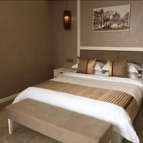 Junyue Hotel - Image 3