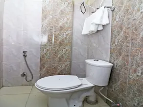 Vijaya Deepa Guest House - Image 2