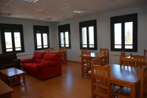Albergue Villa De Nava de La Asunción - Hostel - Image 3