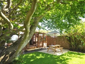 The Beeches - Image 5