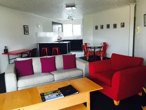 The Vista Bel Air Apartments - Image 5