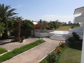 Mariliza Beach Hotel - Image 2