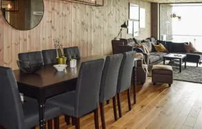 Beautiful Apartment in Noresund With 3 Bedrooms and Wifi - Image 2
