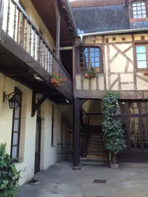 Le Vieux Relais - Image 4