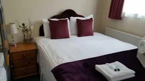 The Clarence - Image 4