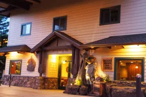 Redwood Hyperion Suites - Image 2