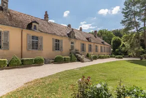 Château De Mauvilly - Image 3