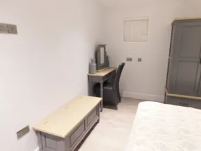 Minimoon 1-bed Lodge in Norfolk - Image 2