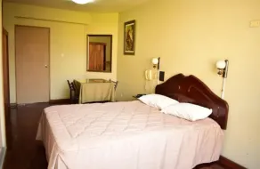Hostal La Villa Inn - Image 4