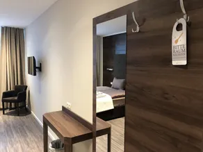Stadthotel Hamburg - Image 4