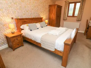 Dinny's Retreat - Image 2