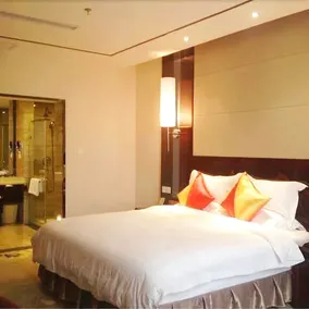 Lang Bo Hotel - Image 4