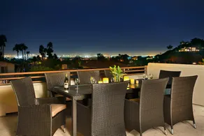 Tranquil Phoenix Getaway - Belmont City Lights - Image 4