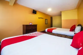 OYO Hotel Maxi Antony - Image 5