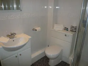 Urban Abode - Image 5