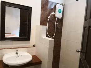 Baan Worachan Hotel Apartments - Image 4
