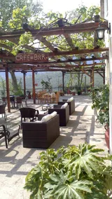 Erotas Hotel - Image 5