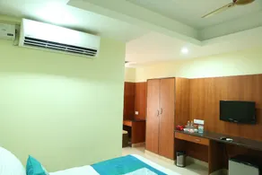 Oyo 1843 Hotel Plr Kandy - Image 2