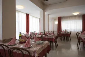 Hotel Seven - Image 2