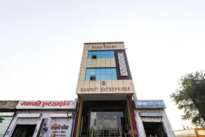 Hotel Rama by OYO Rooms - Image 5