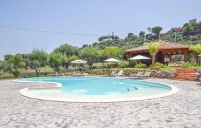 Stunning Apartment in Zambrone With 2 Bedrooms, Wifi and Outdoor Swimming Pool - Image 2