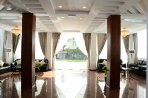 Great Glory Hotel - Image 4