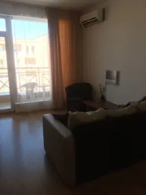 Apartment in Sunny Day 6 - Image 3