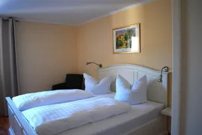 Waldhotel, Im Wiesengrund - Image 4
