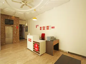 OYO Flagship Delhi Airport - Image 2