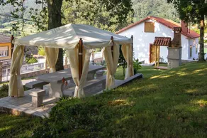 102174 House in Camboño - Image 4