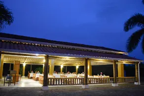 El Lugar - Image 5