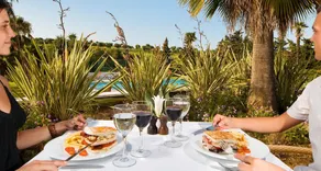Hotel Encinar de Sotogrande - Image 2