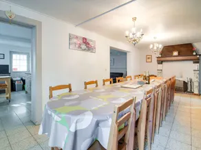 Charming Holiday Home in Marcourt With Garden and Terrace - Image 5