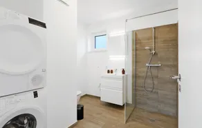 Stunning Apartment in Lembruch/dümmer See With 2 Bedrooms, Wifi and Indoor Swimming Pool - Image 2