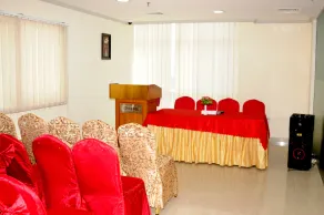 Rainbow Hotel - Image 4