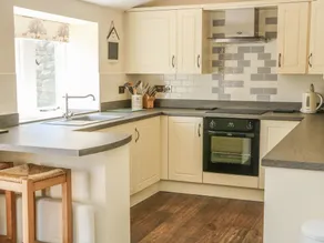 Beckside Cottage - Image 4